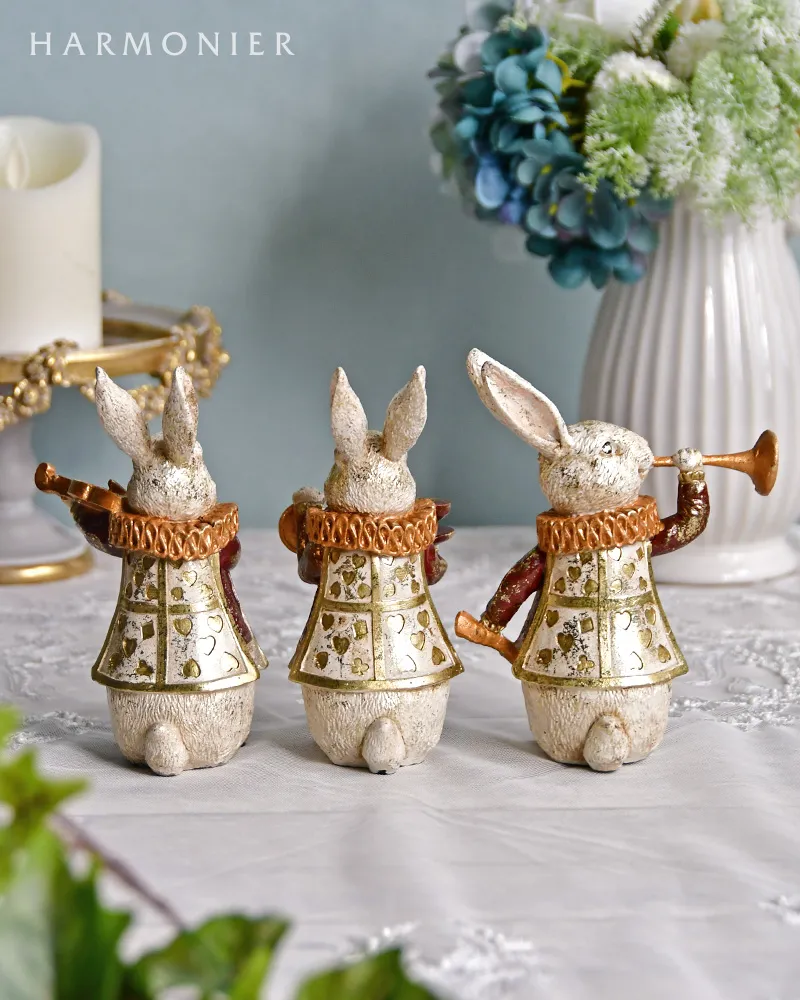 ワンダーランドミニラビット/レッド(トランペット/バイオリン/カップ