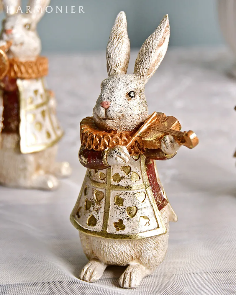 ワンダーランドミニラビット/レッド(トランペット/バイオリン/カップ