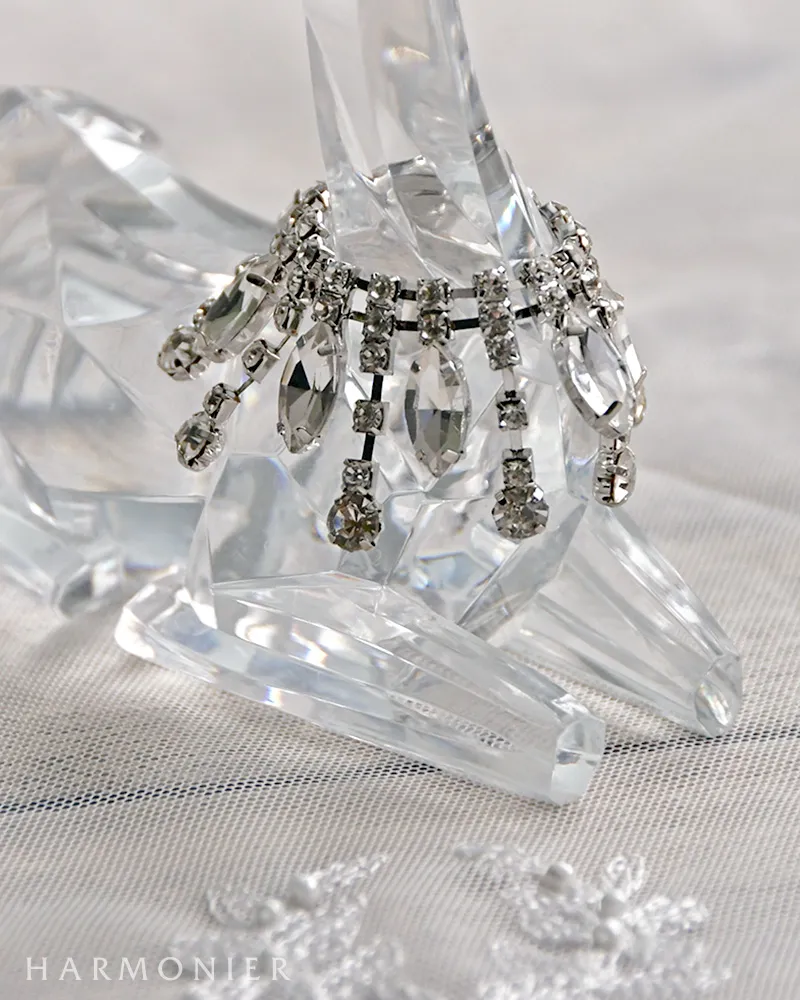 アクリルトナカイオブジェ/ジュエルネックレス（スタンディング