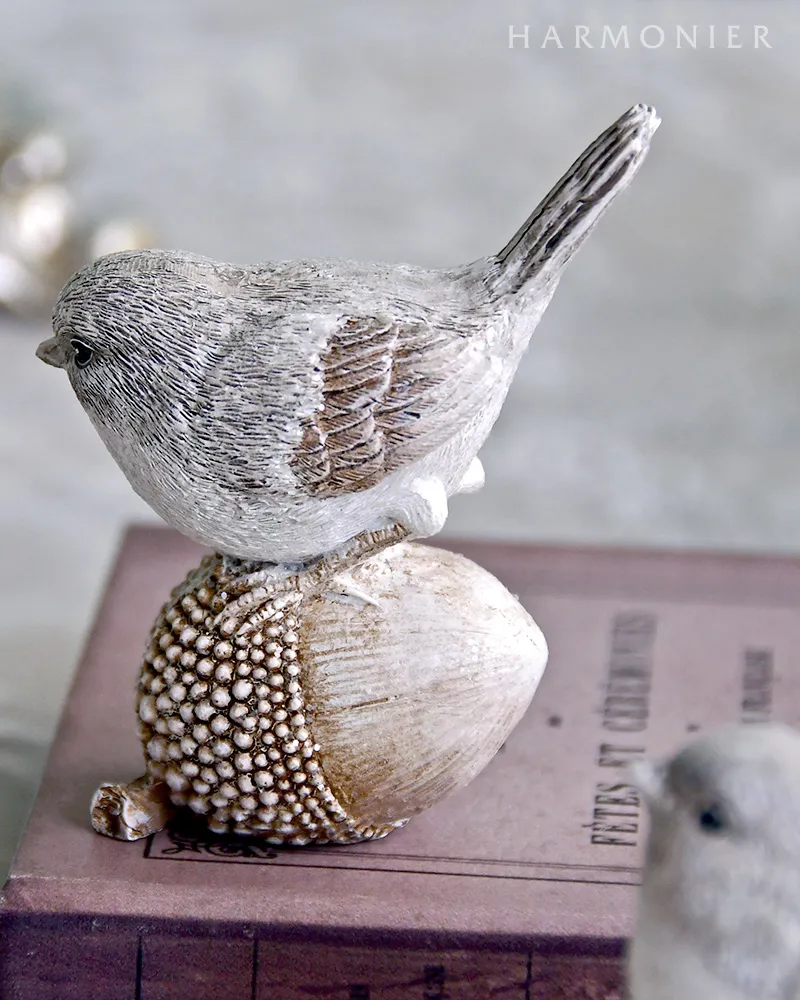 フォレストバードオブジェ（ドングリ/松ぼっくり）｜クリスマス雑貨の