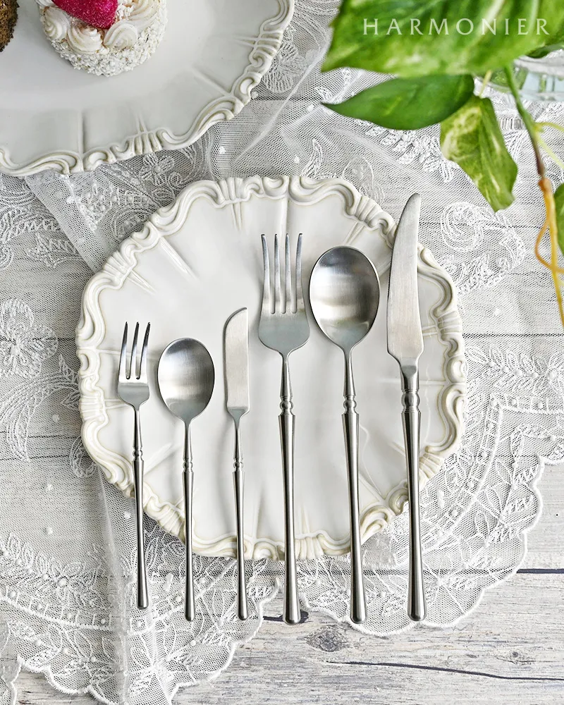 ティアラバターナイフ/シルバー ※ステンレス製カトラリー | 輸入雑貨