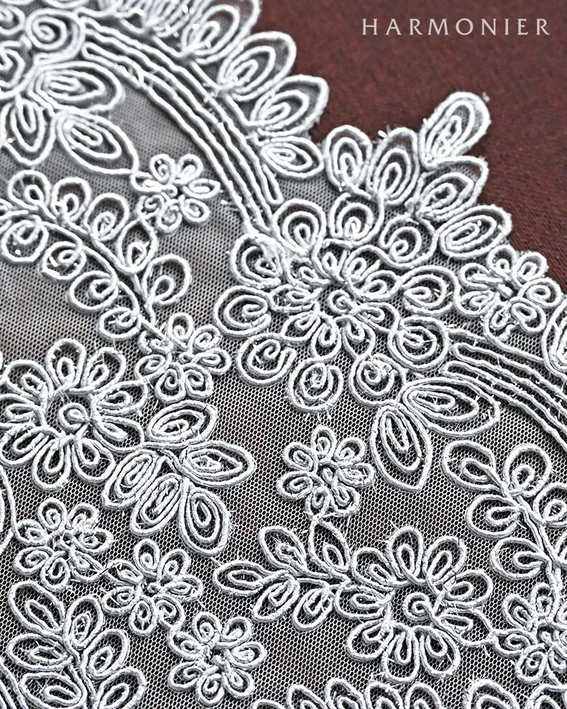ノーブルテーブルランナー/シルバー40x140cm | 輸入雑貨の通販