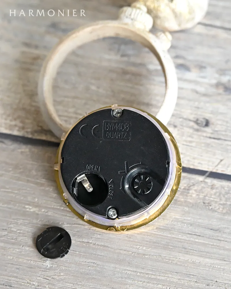 バロックラビットクロック/パステルブルー | 輸入雑貨の通販ハルモニア