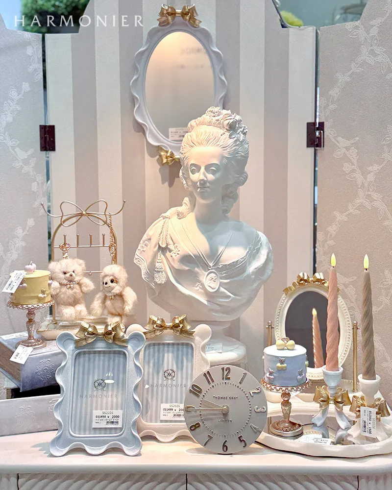 マーブルリボンキャンドルホルダー（ホワイト/ブルー） | 輸入雑貨の