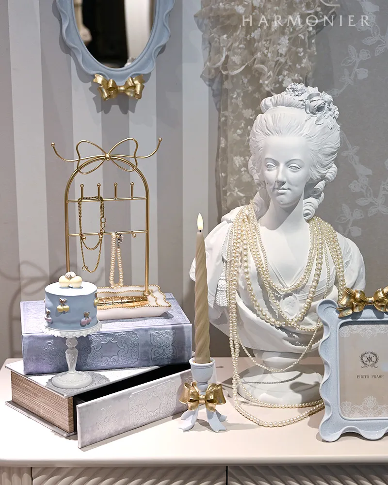 マーブルリボンキャンドルホルダー（ホワイト/ブルー） | 輸入雑貨の