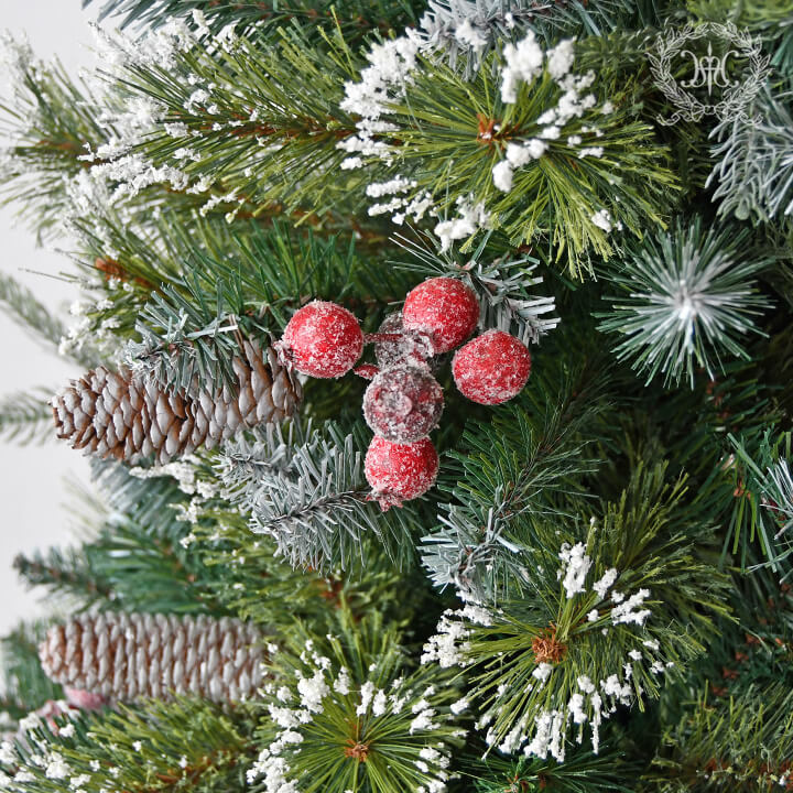 ホーリーベリーツリー150cm（大型商品）｜クリスマス雑貨の通販 ハルモニア web store（旧マテリ）