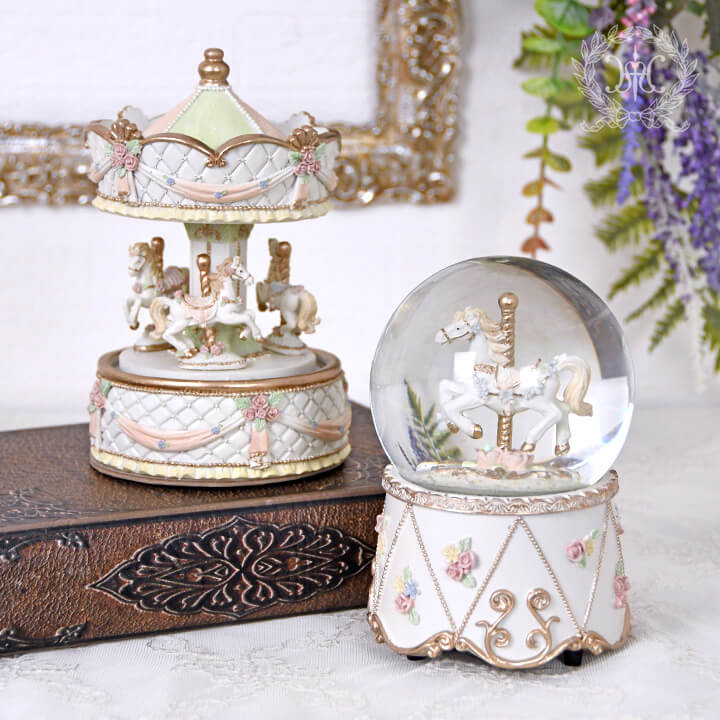 ロイヤルカルーセルスノードーム 輸入雑貨の通販 ハルモニア Web Store 旧マテリ ロイヤルカルーセルスノードーム 輸入雑貨の通販 ハルモニア Web Store 旧マテリ