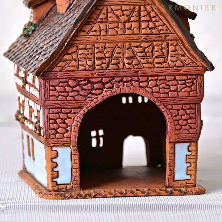 リトアニア製キャンドルハウス/木骨造り 三角屋根の家（R）