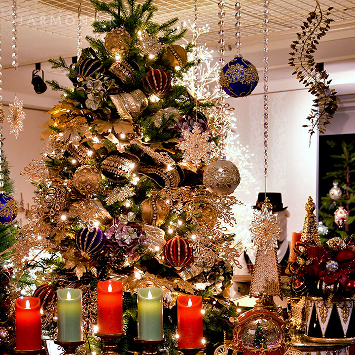 26×45×110cmタンスのゲン クリスマスツリー 180cm 雪化粧 松ぼっくり付き　オーナメント
