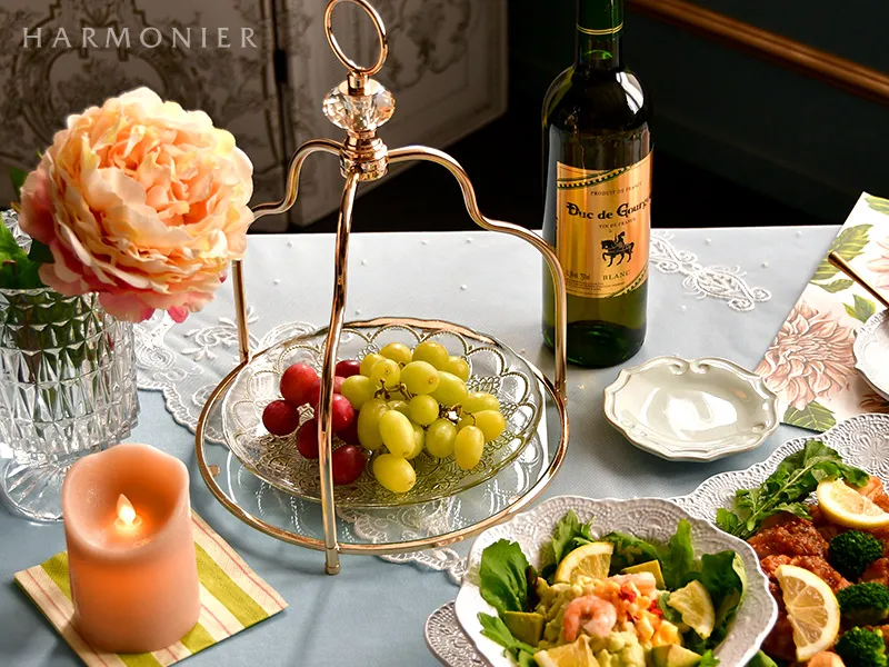 ホームパーティーのおしゃれなテーブルコーディネートとおすすめのお皿